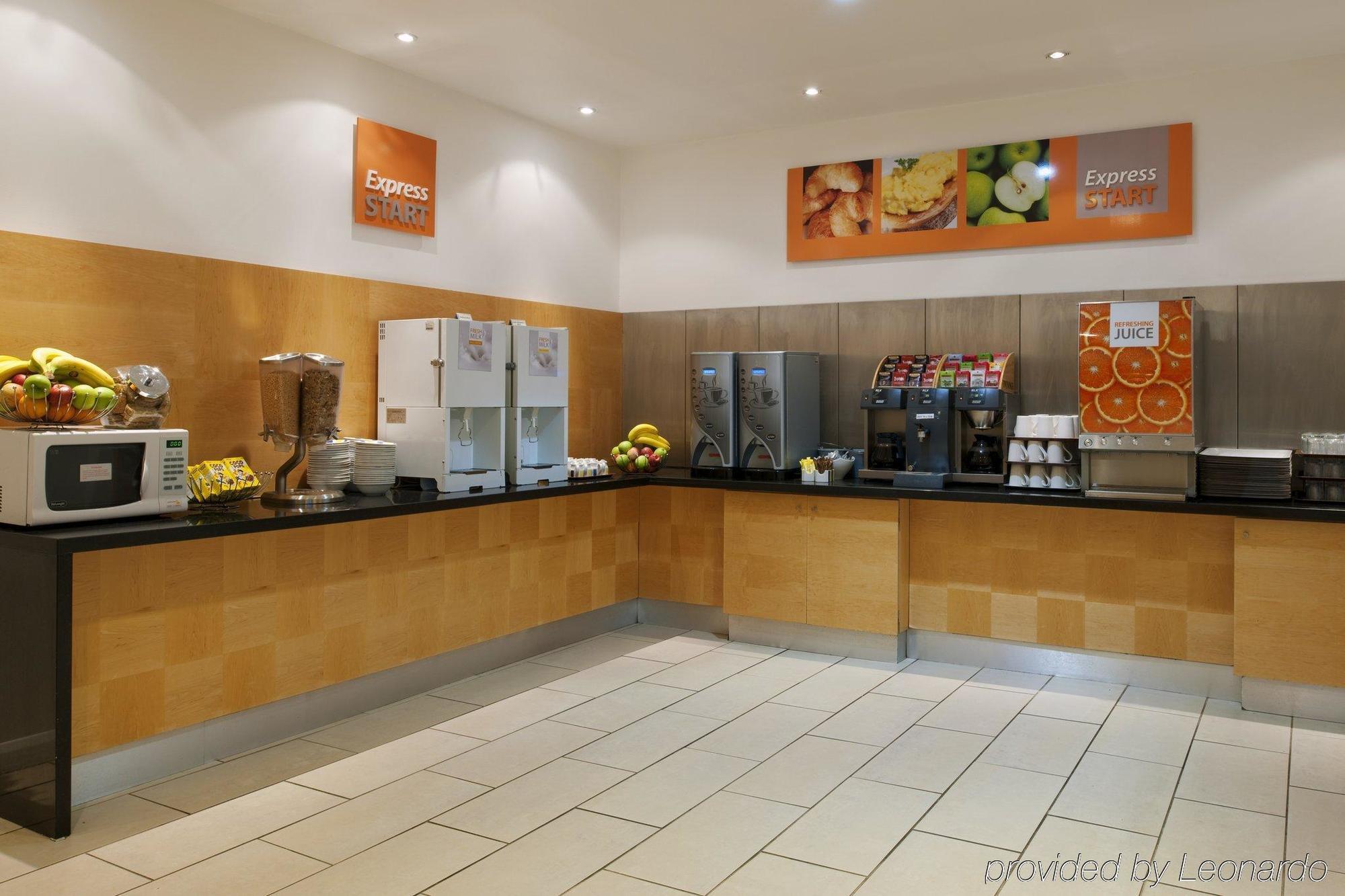 Отель Express Centre By Ihg Ньюкасл-апон-Тайн