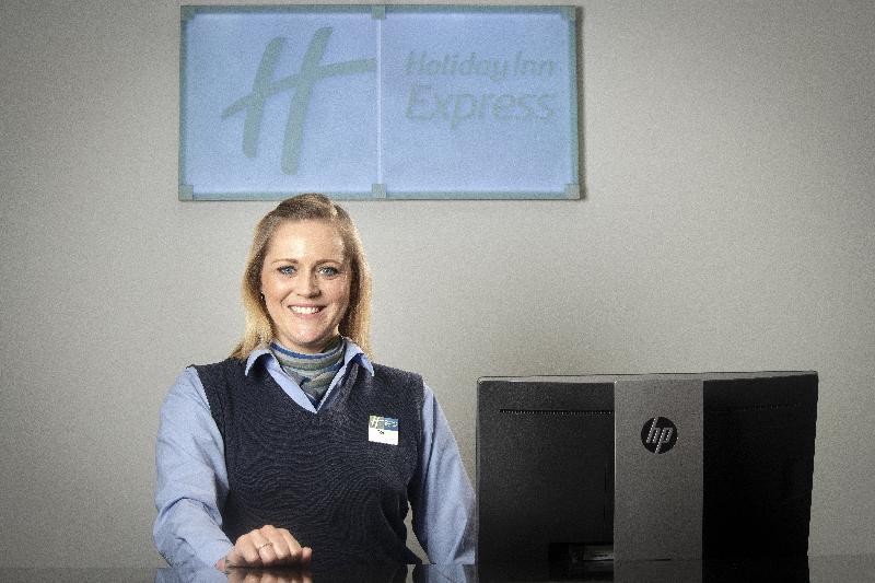 Express Centre By Ihg Отель